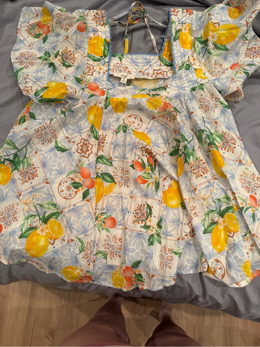 Lemon Tile Print Cotton Top - Perfect for Spring & Summer!!